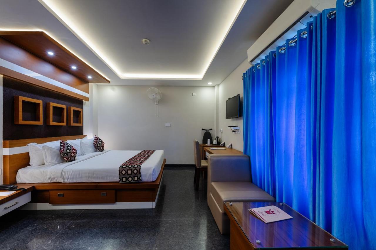 Vidya Residency Hotel Thrissur Luaran gambar
