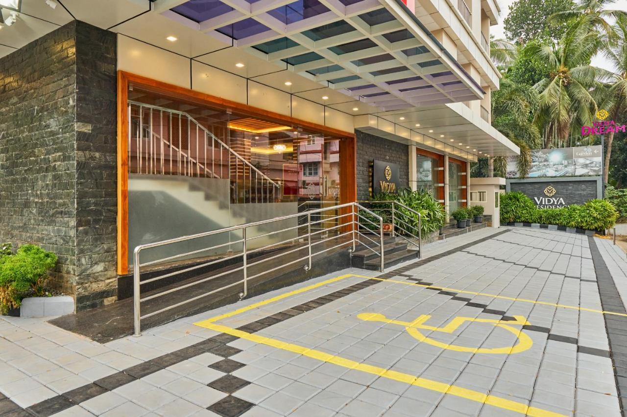 Vidya Residency Hotel Thrissur Luaran gambar